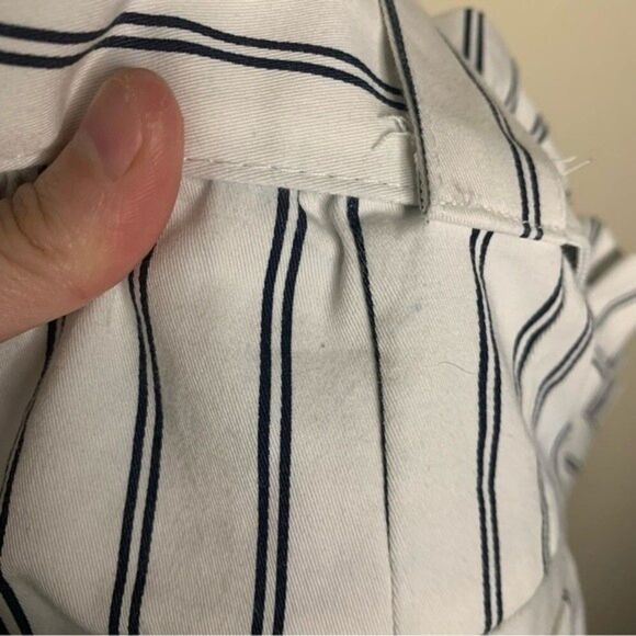 Zara Navy and White Striped Paperbag Shorts Size Medium - Picture 9 of 9